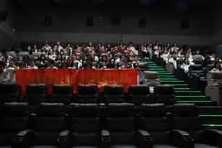 管理服务学院：光影述国防，同心...